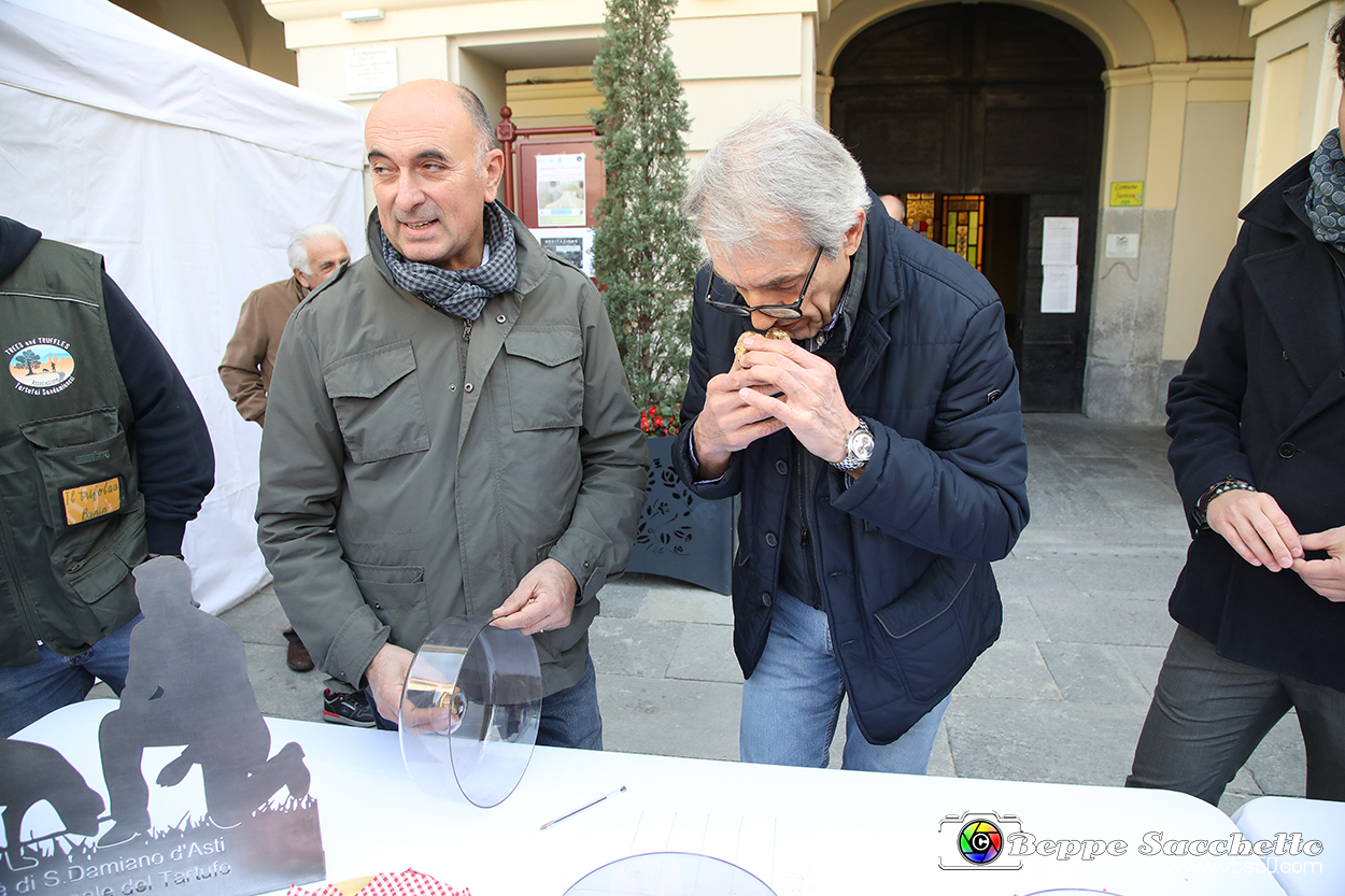 VBS_7120 - Fiera Nazionale del Tartufo e dei Santi 2022.jpg
